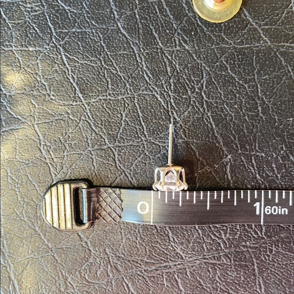 Large CZ studs with Victorian cut silver posts - Picture 9 of 11